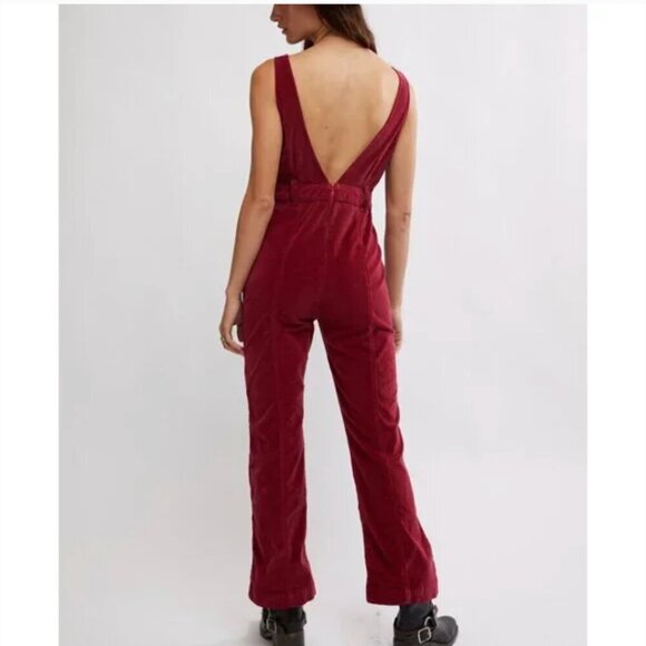 FREE PEOPLE NWT Party Starter One Piece / Holly Berry - 4 - Picture 5 of 13